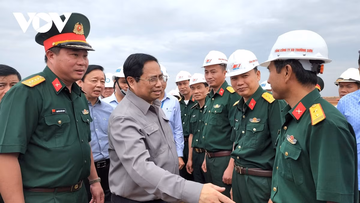 Thủ tướng kiểm tra dự án xây dựng Cảng hàng không quốc tế Long Thành giai đoạn 1 -0