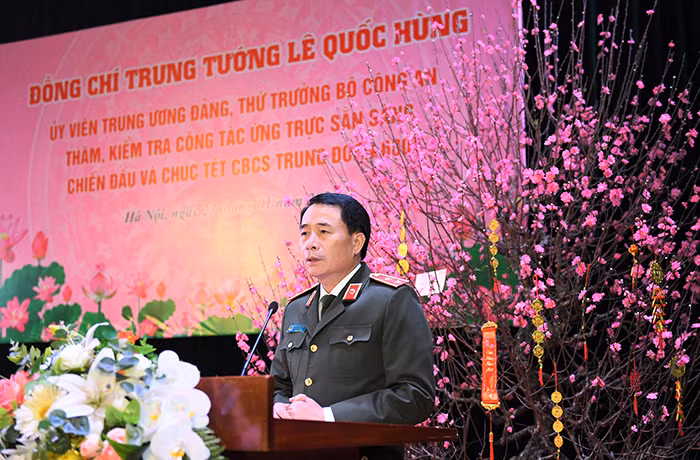 Thứ trưởng Lê Quốc Hùng kiểm tra công tác ứng trực, chúc Tết một số đơn vị thuộc Bộ Công an -0
