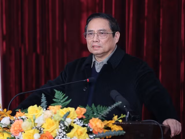 Sẵn sàng đi bất cứ đâu, làm bất cứ việc gì vì tính mạng, sức khỏe nhân dân -0