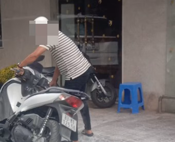 Thông tin thêm vụ đối tượng dùng súng cướp tiệm vàng ở Sóc Trăng -0