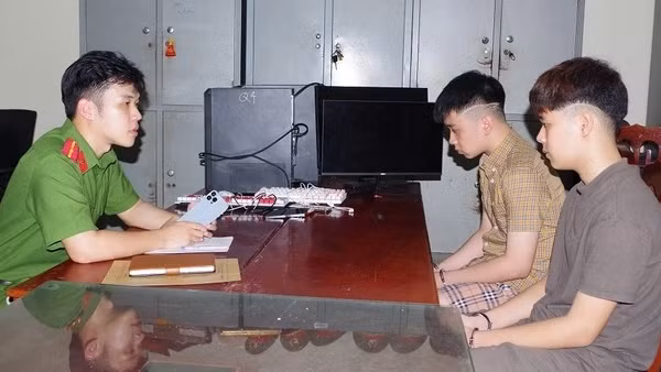 Trò lừa mời vay vốn online của “nhân viên ngân hàng”