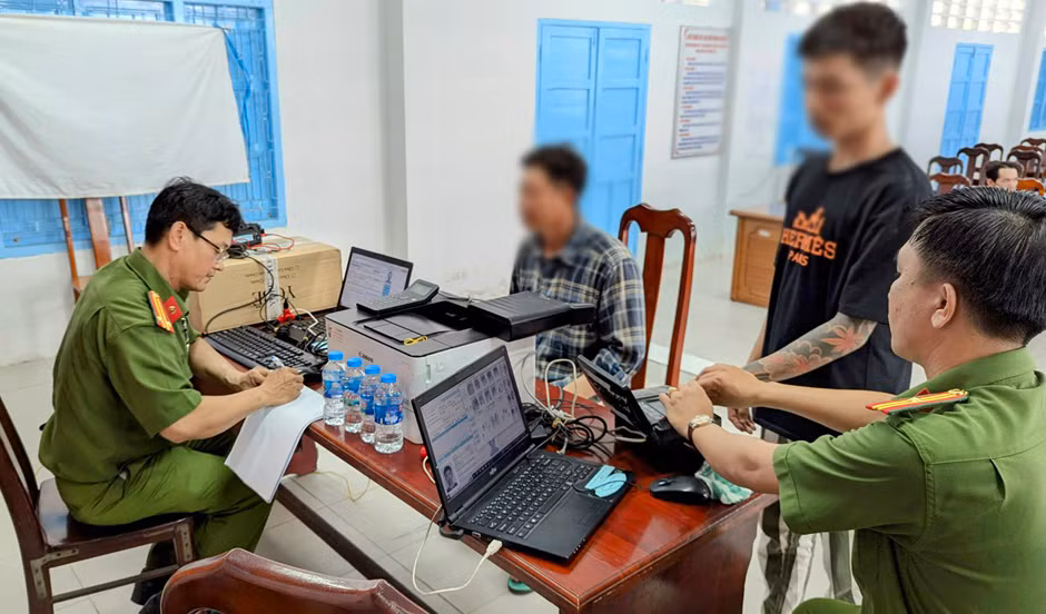 An Giang: Thu nhận hồ sơ cấp thẻ căn cước cho phạm nhân đang chấp hành án -0