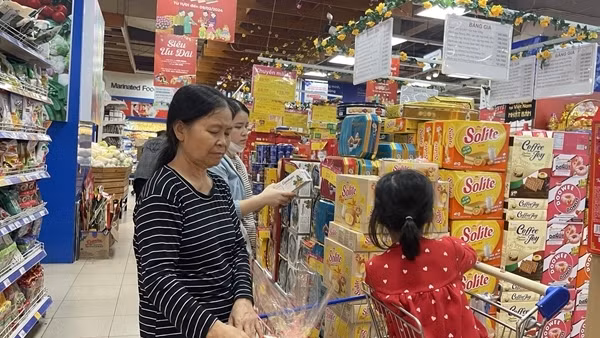 Giá điện, giá thịt lợn tăng đẩy CPI tháng 5 tăng 0,05%