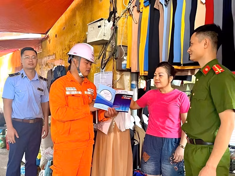 EVNNPC khởi công 13 dự án lưới điện 110kV trong tháng 10/2024 -0