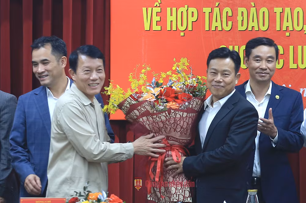 Tăng cường hợp tác về đào tạo nguồn nhân lực y tế cho lực lượng CAND -0