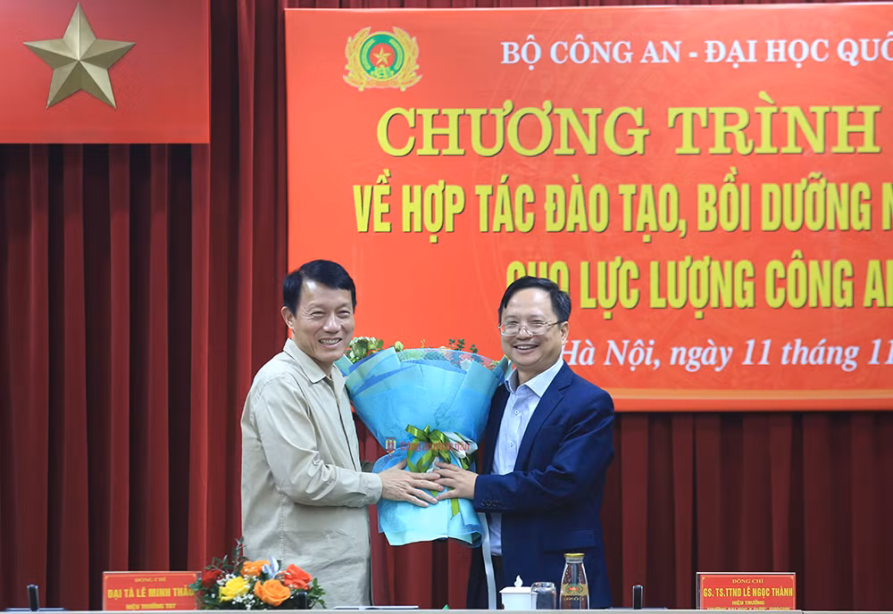 Tăng cường hợp tác về đào tạo nguồn nhân lực y tế cho lực lượng CAND -2
