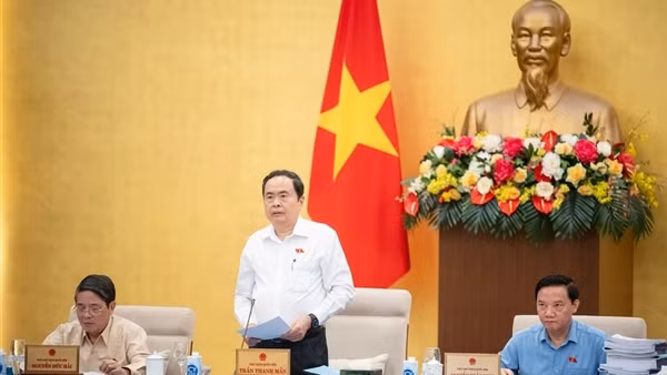 Chủ tịch Quốc hội: Nhiều dự thảo luật qua thảo luận đã giảm đáng kể các điều, khoản