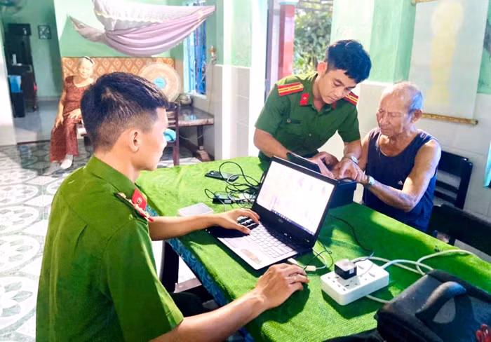 Phát huy vai trò xung kích, sáng tạo của tuổi trẻ CAND trong chuyển đổi số -0