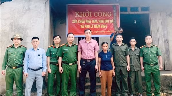 Thái Nguyên: Công an huyện Phú Lương chung tay xóa nhà tạm, nhà dột nát