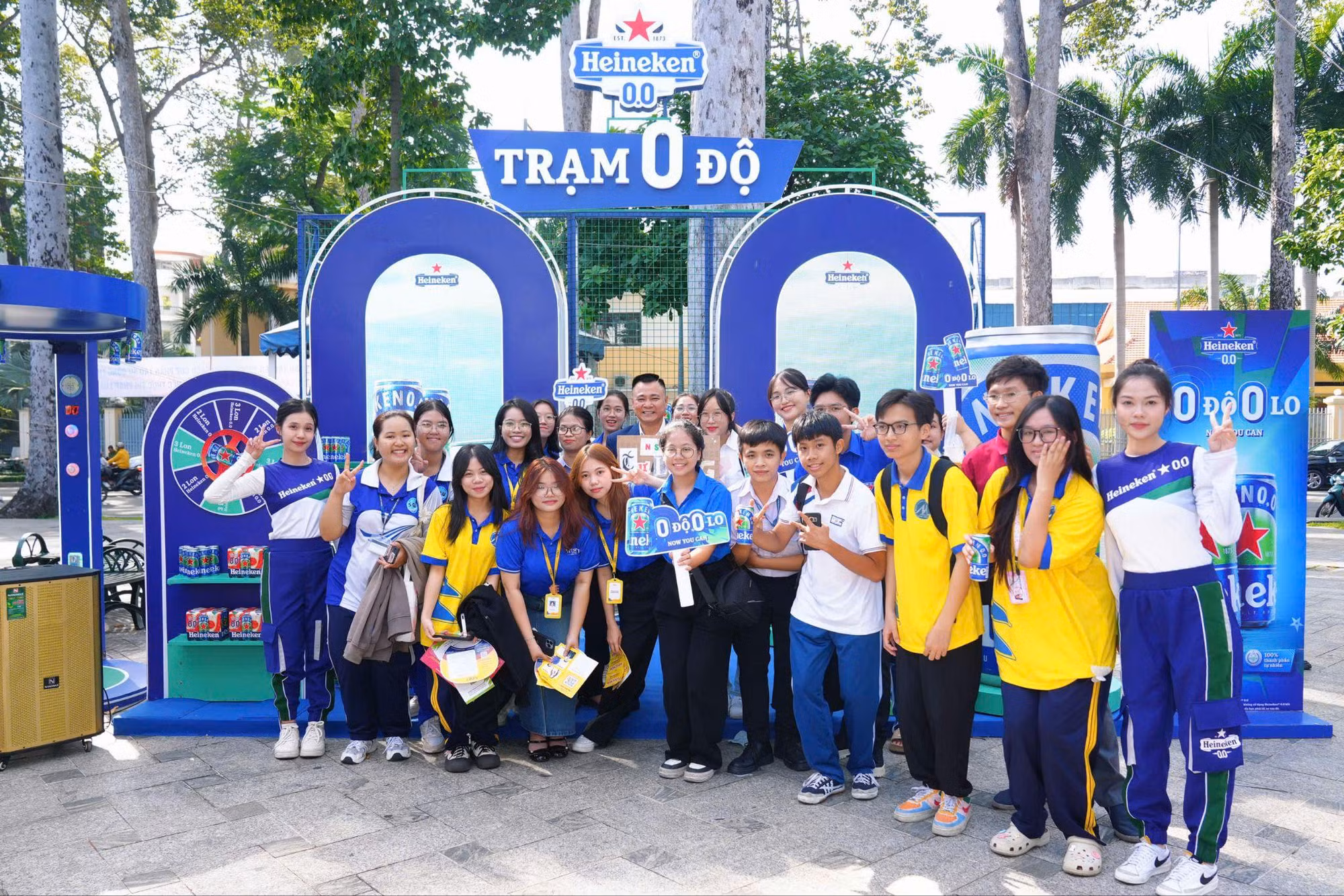 Lan tỏa thói quen uống có trách nhiệm, lựa chọn thức uống 0.0% độ cồn khi lái xe tham gia giao thông dịp cuối năm -0