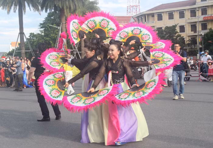 Để Festival Huế 4 mùa lan tỏa ra cộng đồng quốc tế -0