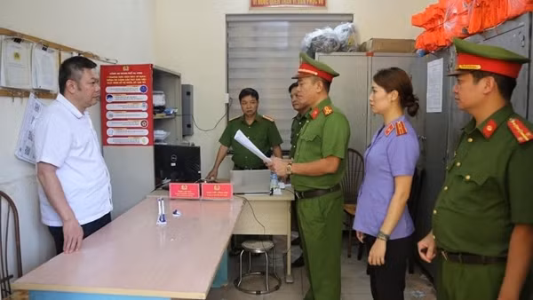 Bắt Giám đốc khai thác mỏ trái phép