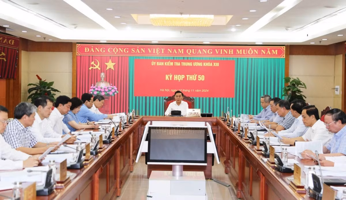 Ủy ban Kiểm tra Trung ương kỷ luật nhiều cán bộ vi phạm -0