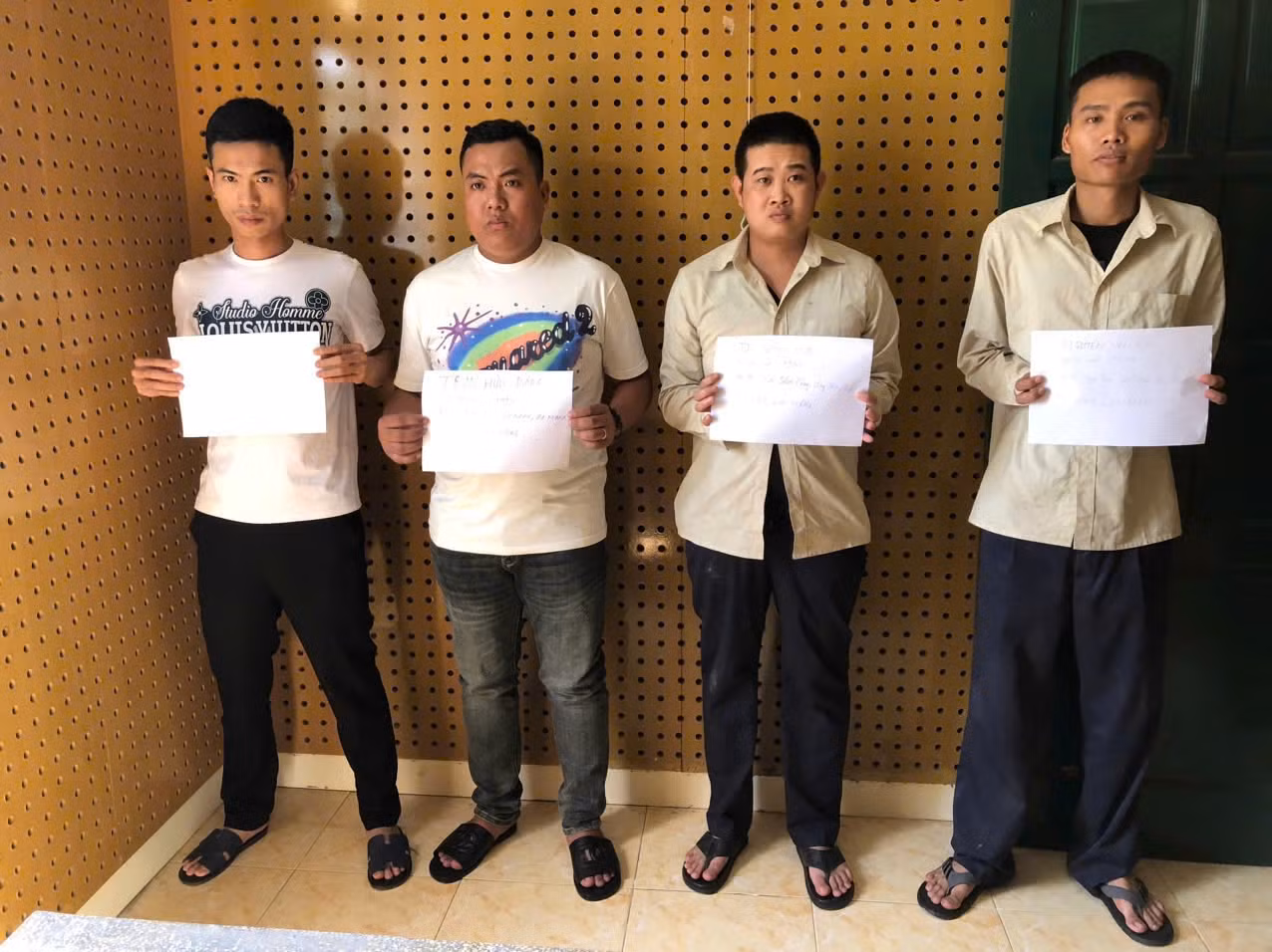 Bắt nhóm cho vay lãi suất lên đến hơn 1.000%/năm -0