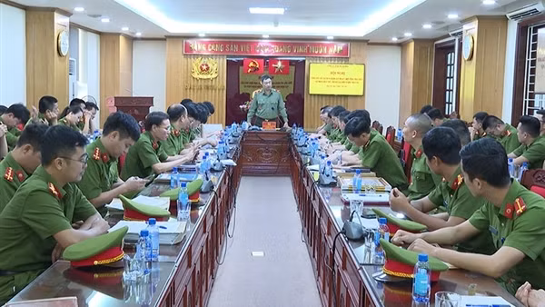 Công an tỉnh Thanh Hóa: Nâng cao hiệu quả truy bắt, vận động đầu thú, thanh loại đối tượng truy nã