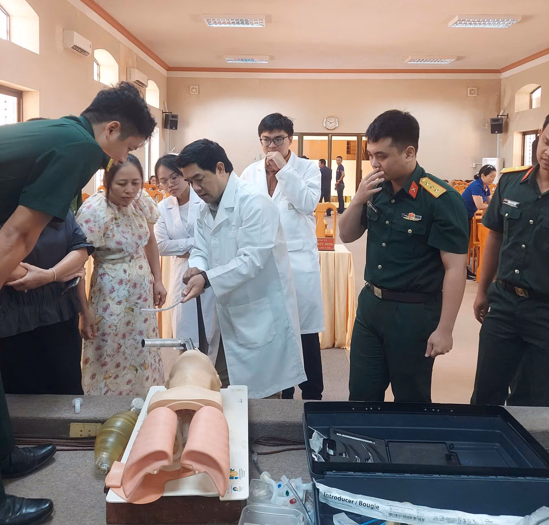 Công an tỉnh Bà Rịa-Vũng Tàu tổ chức nhiều hoạt động ý nghĩa tại huyện Côn Đảo -0