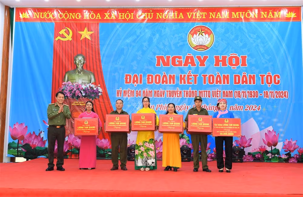 Không ngừng củng cố, phát huy, quy tụ sức mạnh khối đại đoàn kết toàn dân tộc dưới sự lãnh đạo của Đảng -0
