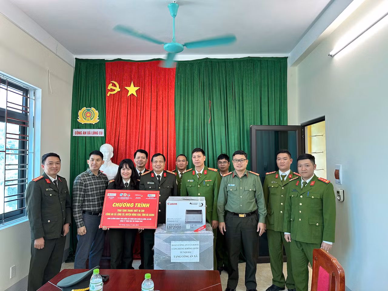 Hơn 200 triệu đồng đến với bà con vùng cao -0