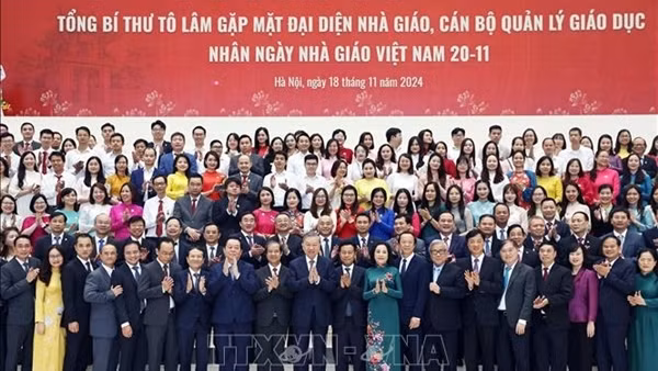 Tổng Bí thư Tô Lâm gặp mặt các nhà giáo, cán bộ quản lý giáo dục, các nhà khoa học
