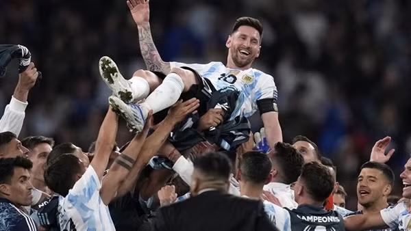 Nhân World Cup 2022 - Phiếm đàm về bóng đá