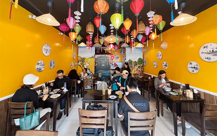 Tìm đồng hương giữa mùa World Cup -0