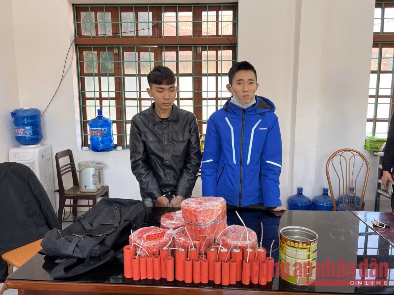  17 giờ truy xét 