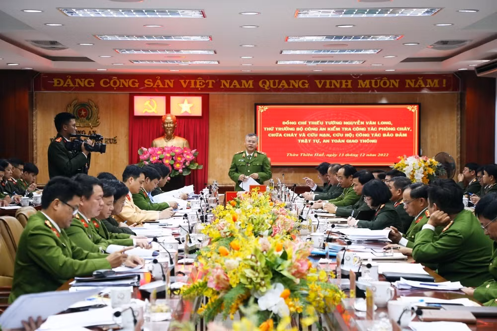 Vì sự bình yên, an ninh, an toàn và hạnh phúc của nhân dân -0