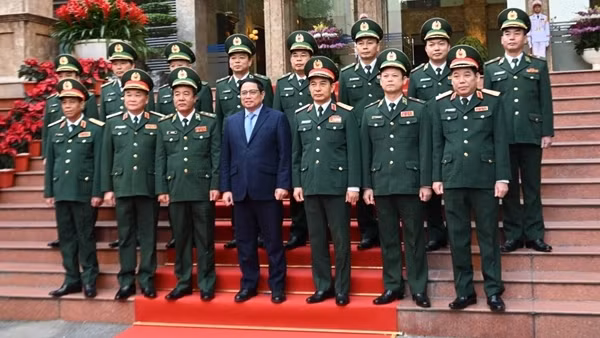 Thủ tướng Phạm Minh Chính thăm, làm việc tại Bộ Tư lệnh Bộ đội Biên phòng