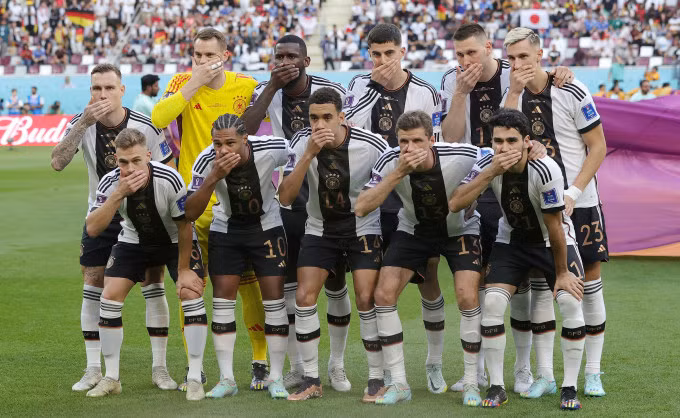 Khi chính trị xen vào World Cup -0
