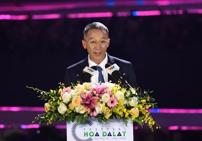Chàng Lửa và nàng Nước trong đêm hội hoa -0