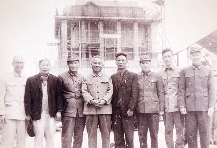 Hồi ức về Thứ trưởng Nguyễn Minh Tiến qua lời kể của phu nhân và con gái -0