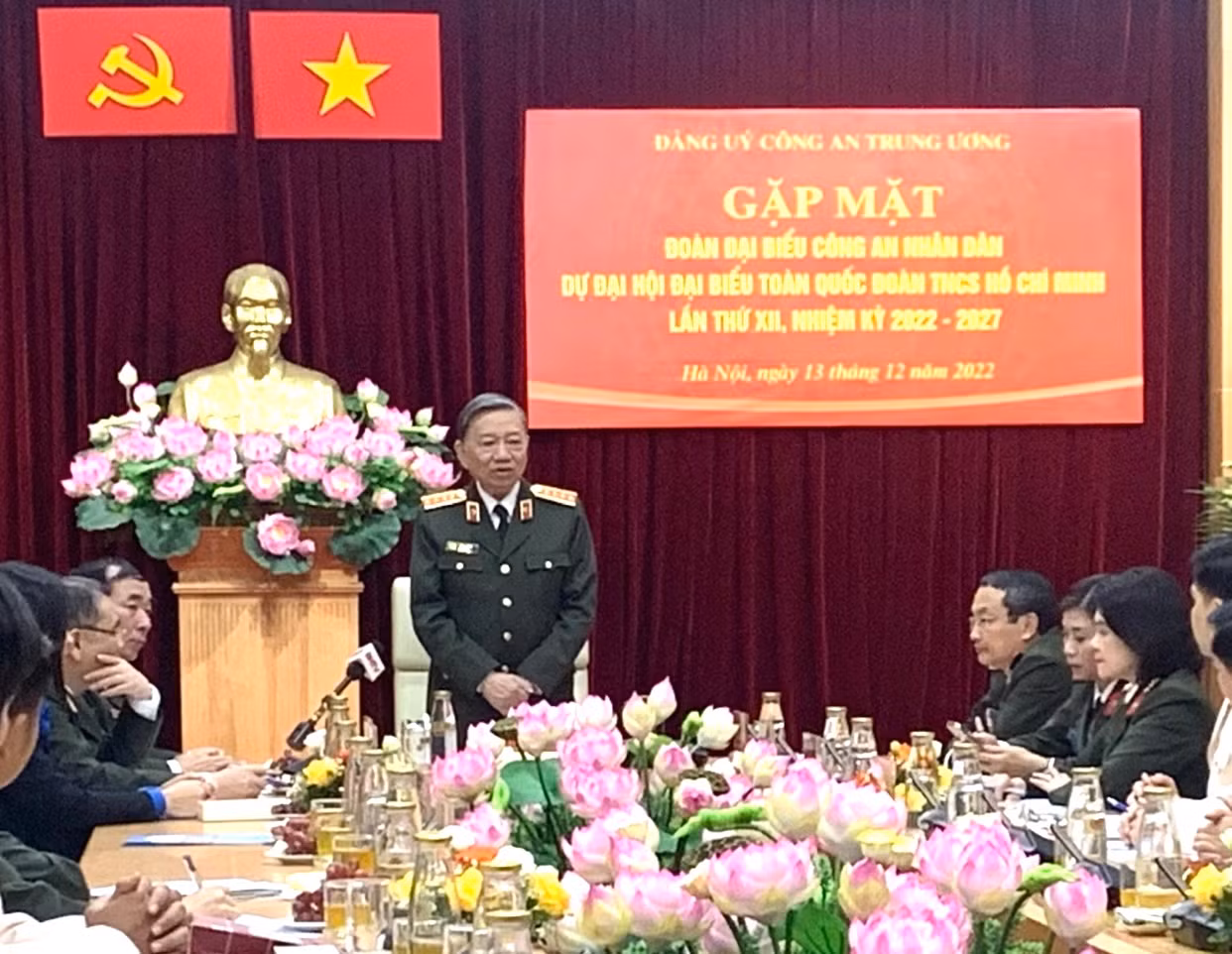 Bộ trưởng Tô Lâm gặp mặt Đoàn đại biểu thanh niên CAND dự Đại hội Đoan toàn quốc lần thứ XII -0