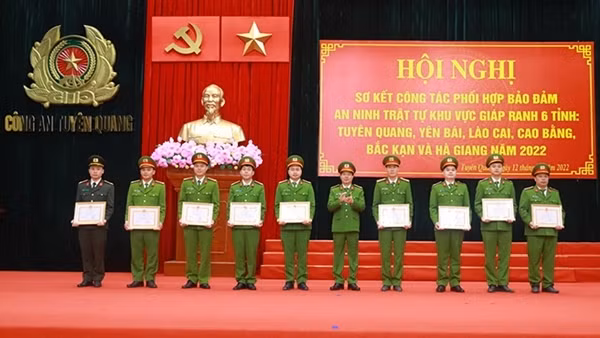 Phối hợp chặt chẽ trong công tác đảm bảo ANTT khu vực&nbsp;giáp ranh 6 tỉnh phía Bắc