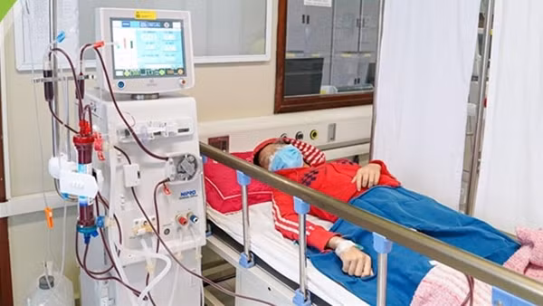 2 trẻ suy thận do tự ý dùng thuốc nam
