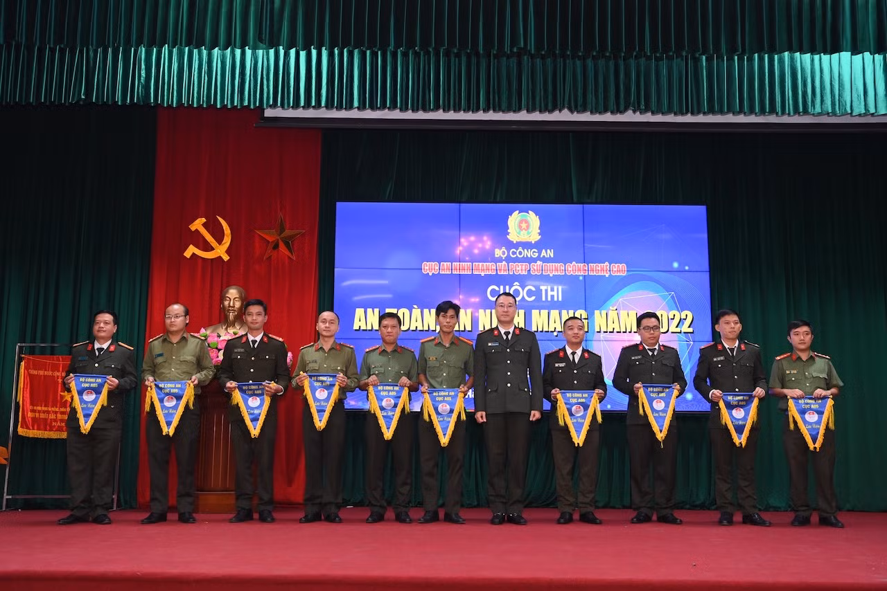 Sân chơi bổ ích, trau dồi kỹ năng đấu tranh với tội phạm trên không gian mạng -0