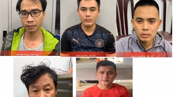 Triệt phá đường dây trộm tài sản tại khu vực kho hàng sân bay quốc tế Tân Sơn Nhất