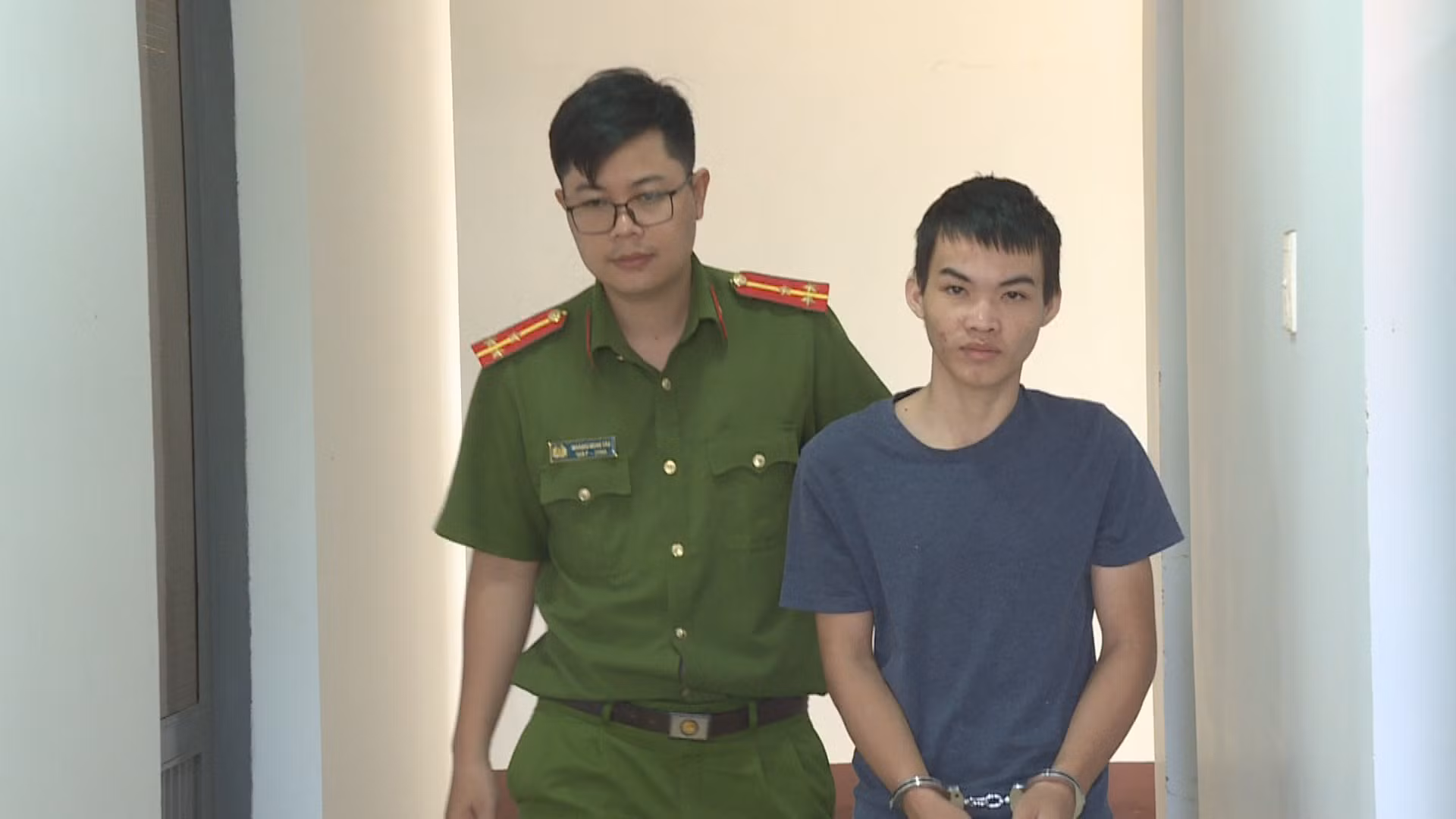 Bắt nghịch tử dùng dao sát hại cha đẻ -0