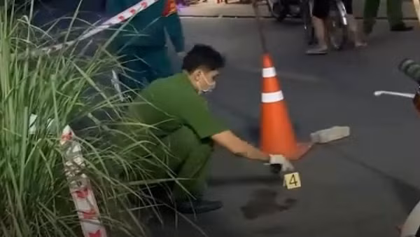 Sát hại bạn cùng dãy phòng trọ rồi về nhà bà ngoại lẩn trốn