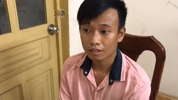 Hung thủ giết người cùng khu trọ khai “bức xúc vì anh ấy hay nhìn vào phòng tôi”!