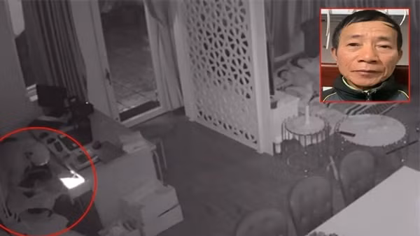 Đi trộm vàng để… trả nợ