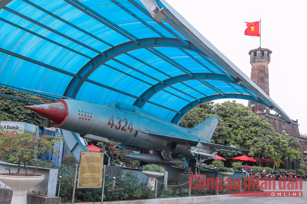 Việt Nam: Quốc gia duy nhất bắn hạ “pháo đài bay” B-52 của Mỹ -0