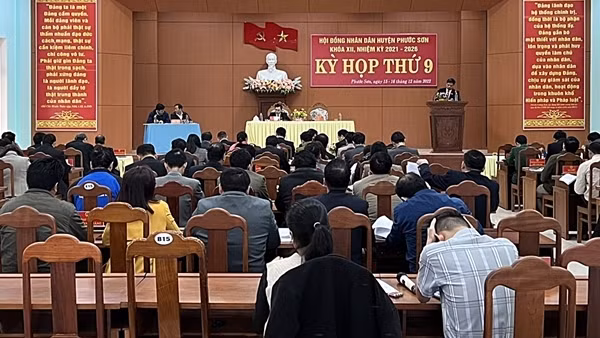 Miễn nhiệm một Trưởng Ban Dân tộc HĐND huyện tại Quảng Nam