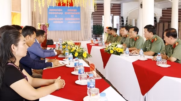 Tăng cường công tác đối ngoại, góp phần đảm bảo ANTT vùng biên giới