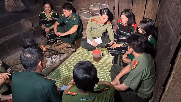 Bài 1: “Vượt nắng, thắng mưa” vì nhiệm vụ quốc gia
