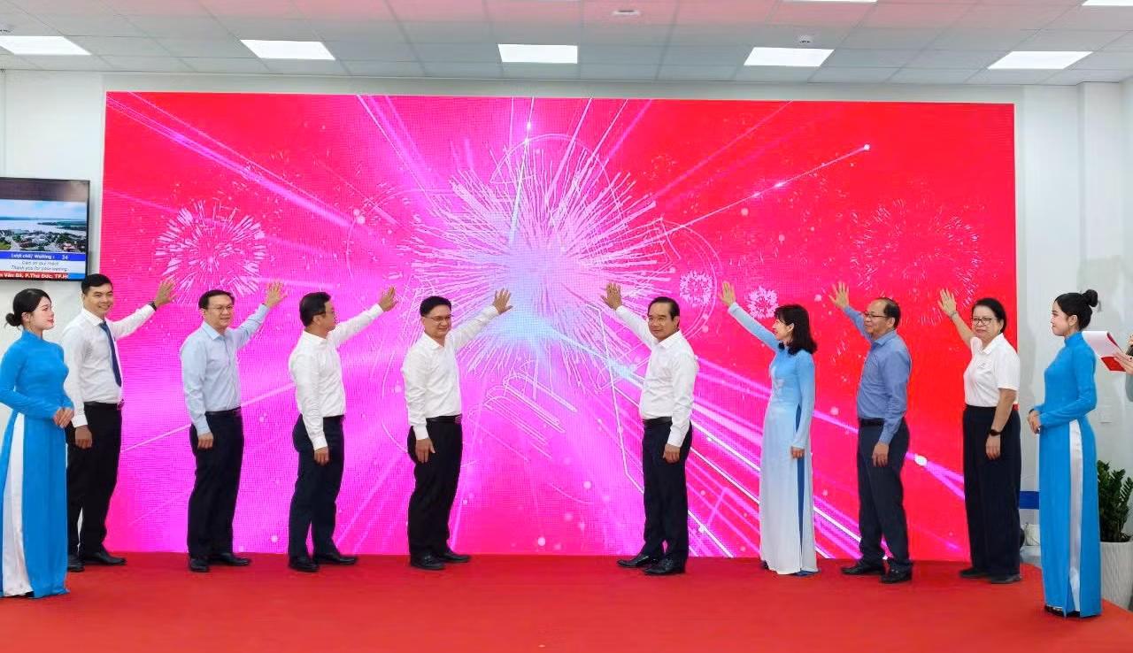 Khánh thành Trung tâm Phục vụ hành chính công TP Hồ Chí Minh -4