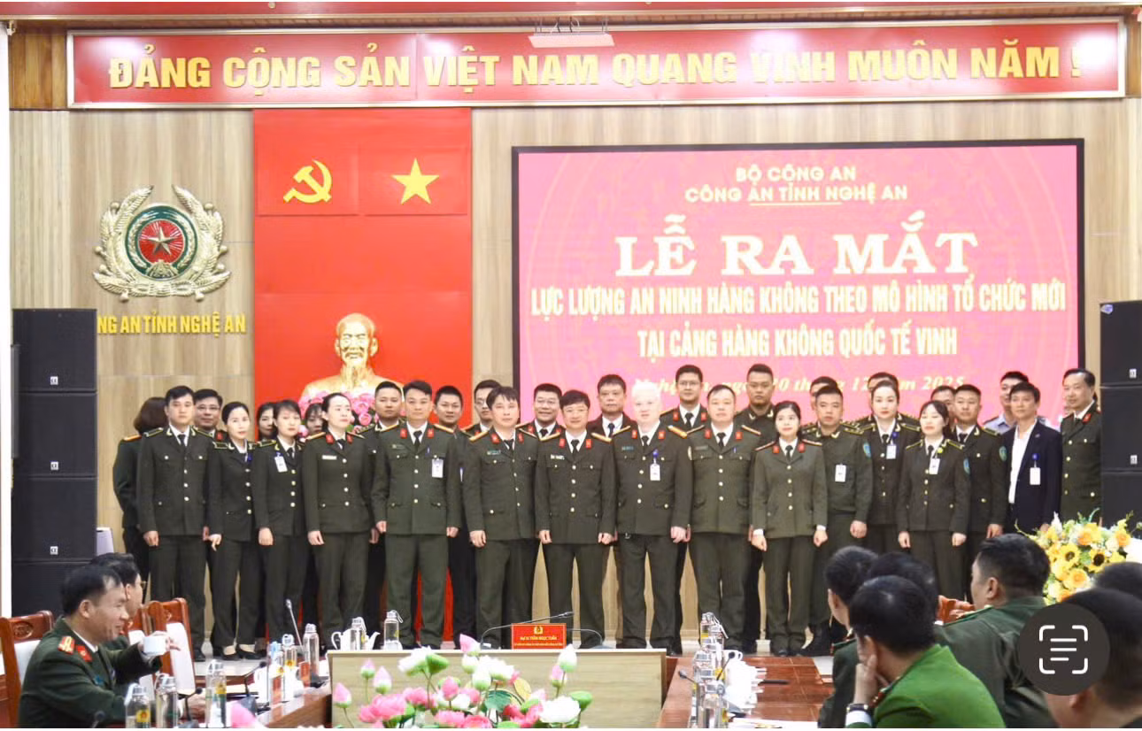 Công an tỉnh Nghệ An: Ra mắt lực lượng an ninh hàng không theo mô hình tổ chức mới tại Cảng hàng không Quốc tế Vinh -0