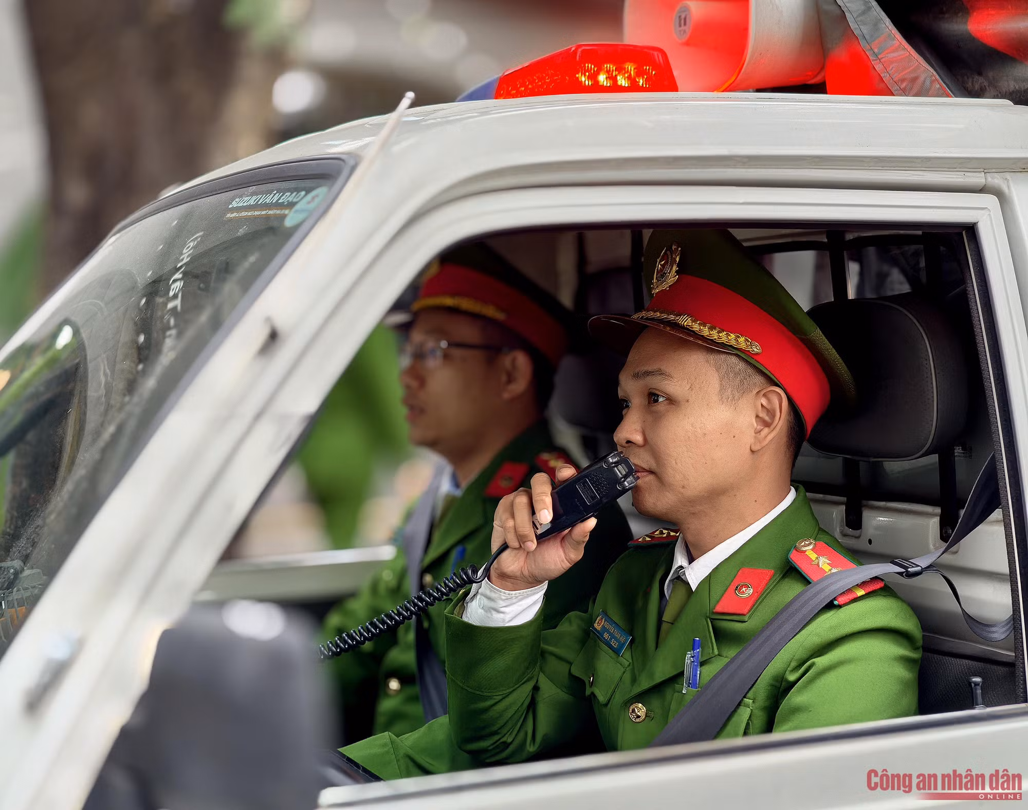 Công an Hà Nội hiệp đồng chặt chẽ, chủ động đảm bảo an ninh phục vụ Tết Dương lịch 2026 -4