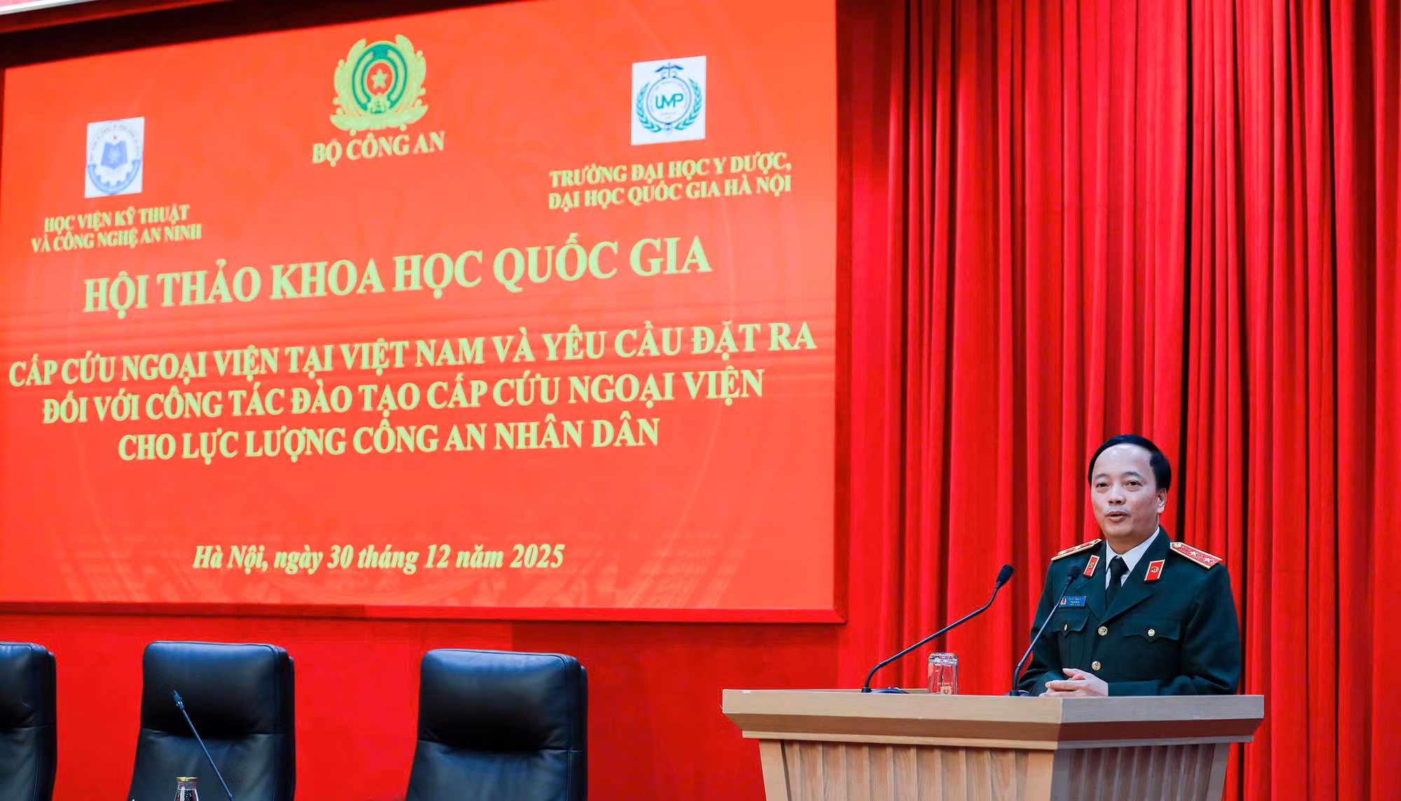 Hội thảo -0