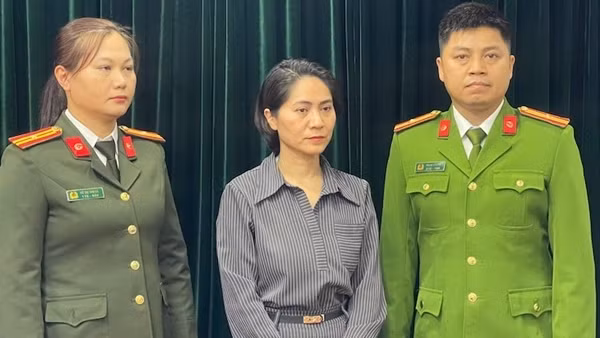 Khởi tố giám đốc công ty tổ chức show “Về đây bốn cánh chim trời”