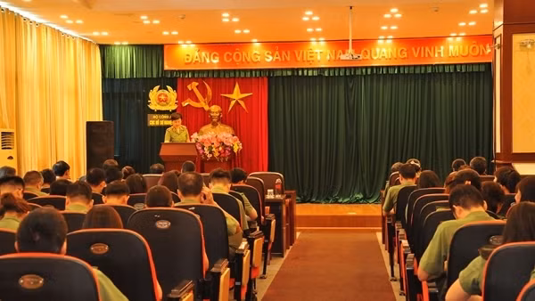 Cục Hồ sơ nghiệp vụ quán triệt Đề án số 01 và Thông tư số 05